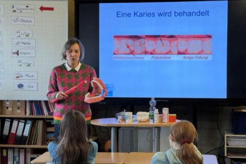 Besuch der Zahnärztin an der Drei-Linden-Schule